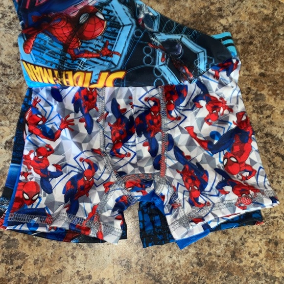NWT - Spider-Man boys athletic boxer briefs- 4pk - Picture 2 of 4